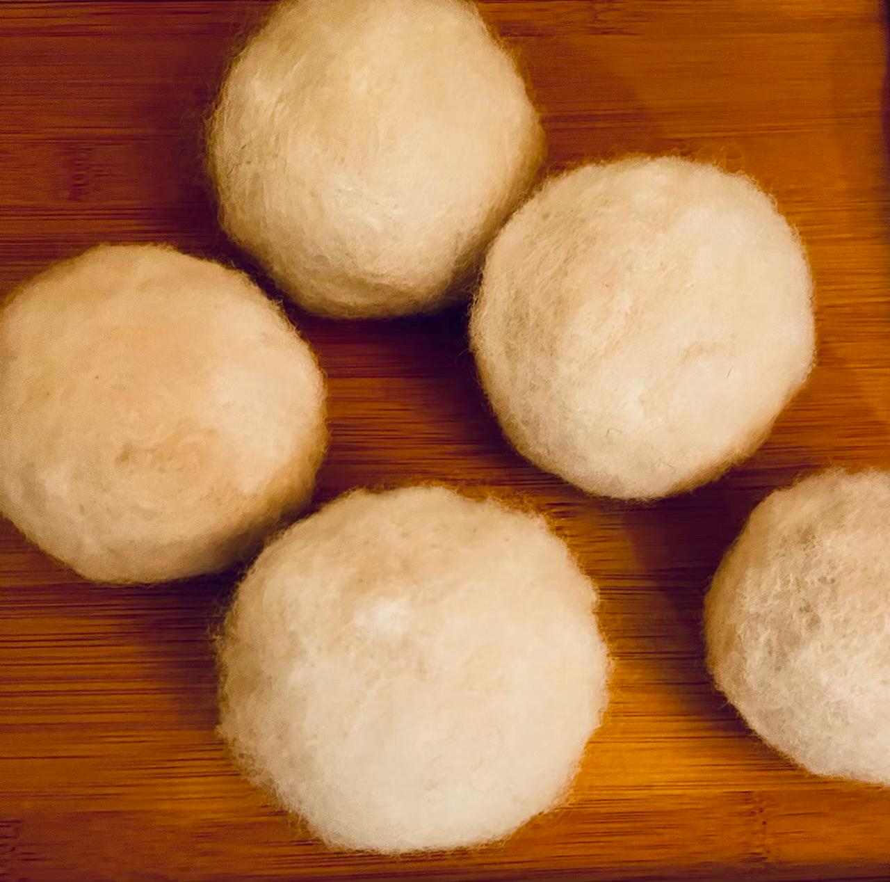 5 felted wool dryer balls